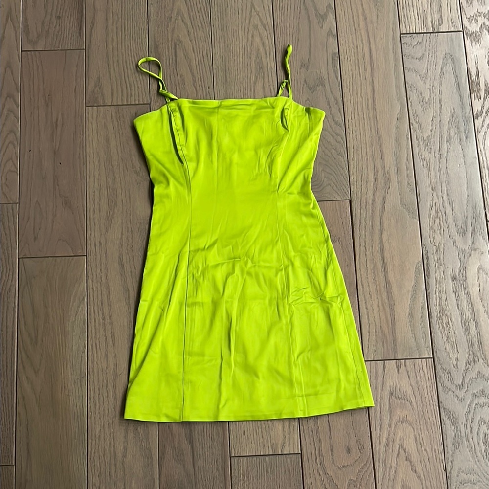Aritzia Lime Green Shimmer Satin mini Dress, size 4, like new